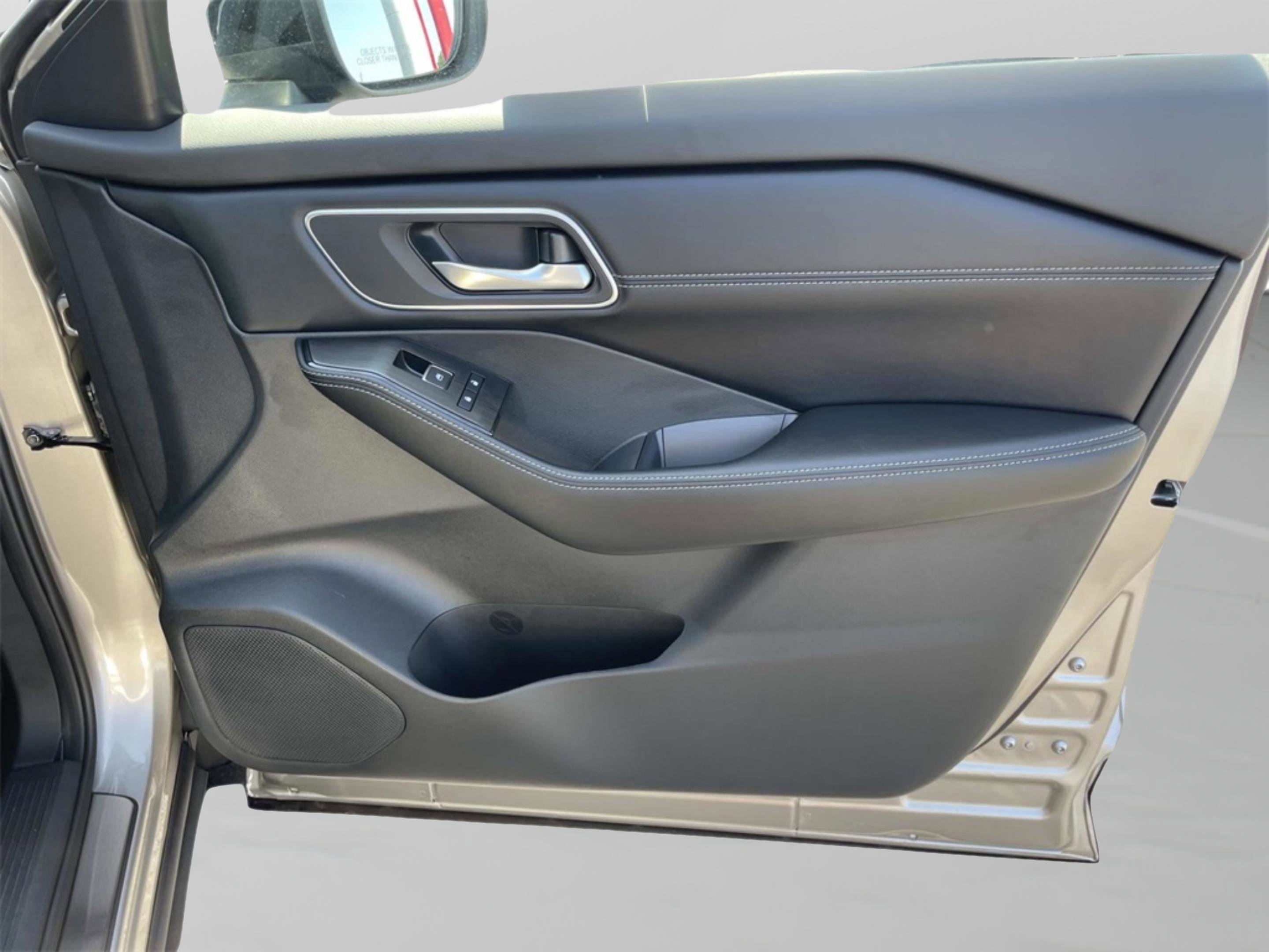 New 2026 Nissan Rogue Platinum image 27