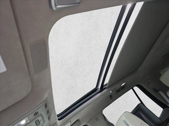 Used 2023 Cadillac Escalade Premium Luxury Platinum image 29