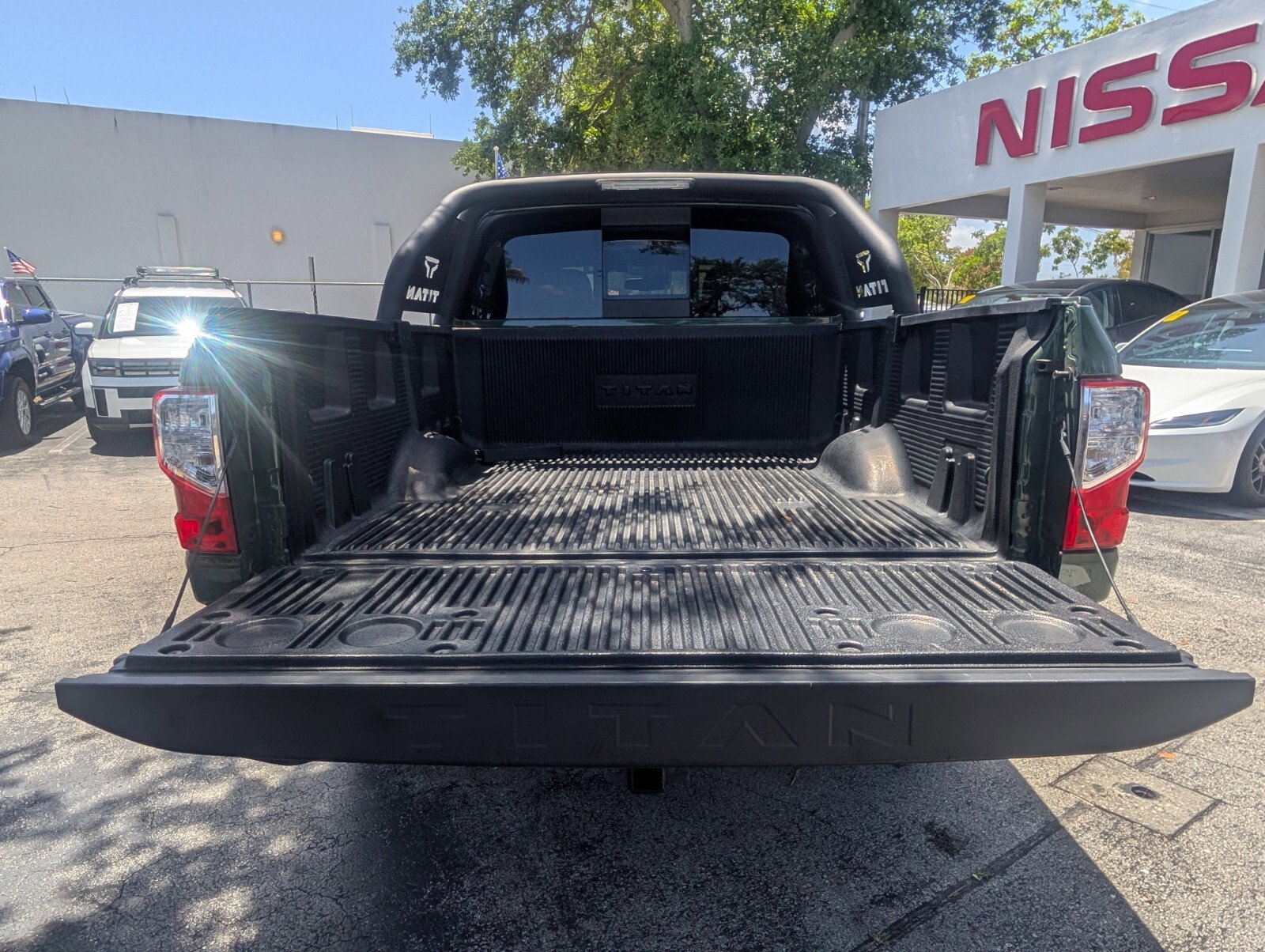 Used 2024 Nissan Titan SV w/ SV Bronze Edition Package RWD image 13