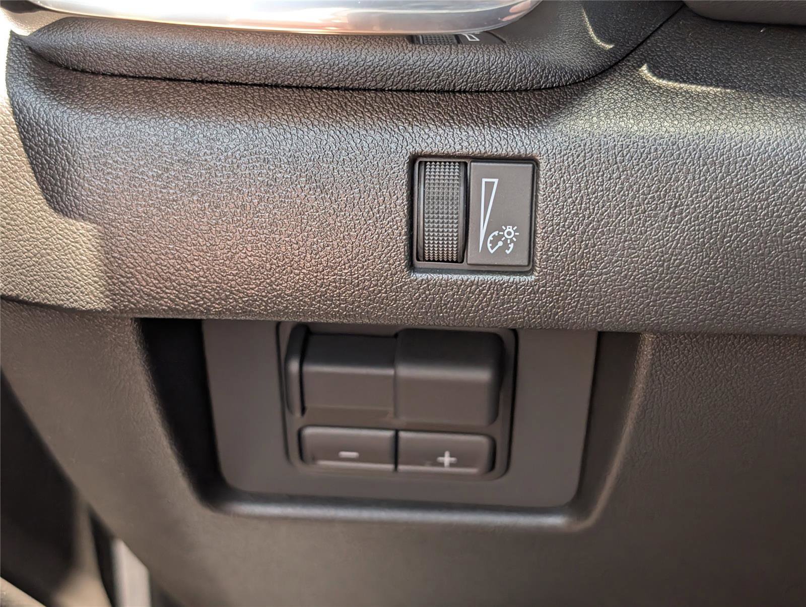 New 2025 GMC Canyon Elevation w/ Convenience Package image 29