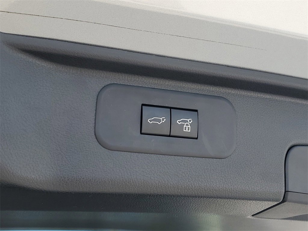 Used 2024 Toyota Grand Highlander Platinum image 32