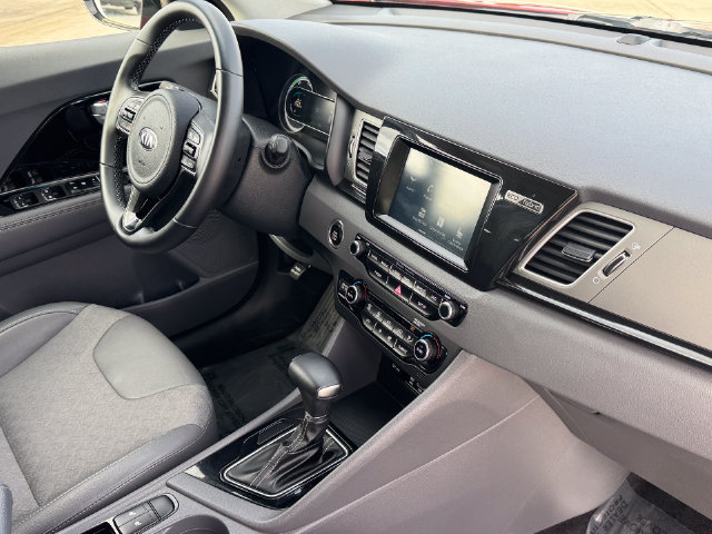 Used 2019 Kia Niro EX FWD image 8