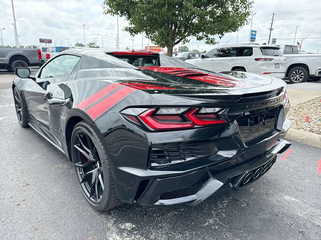 New 2027 Chevrolet Corvette Grand Sport RWD image 3