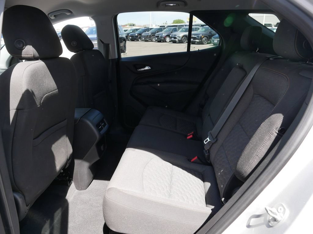 Used 2018 Chevrolet Equinox LT FWD image 15