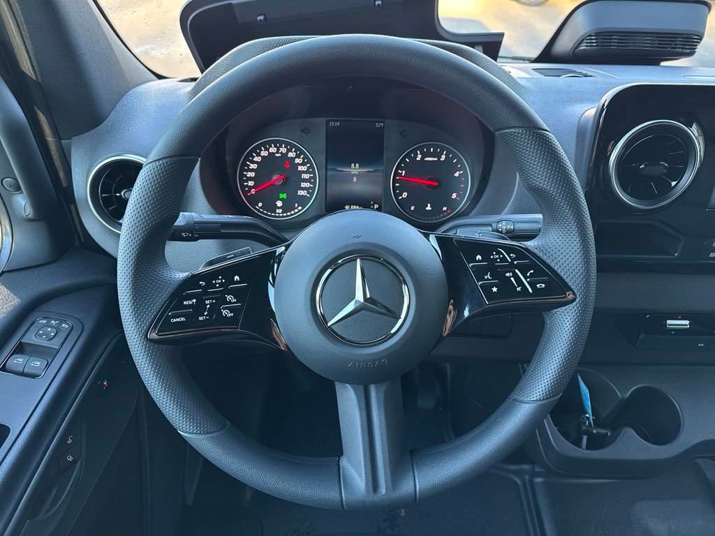 New 2025 Mercedes-Benz Sprinter 2500 image 14