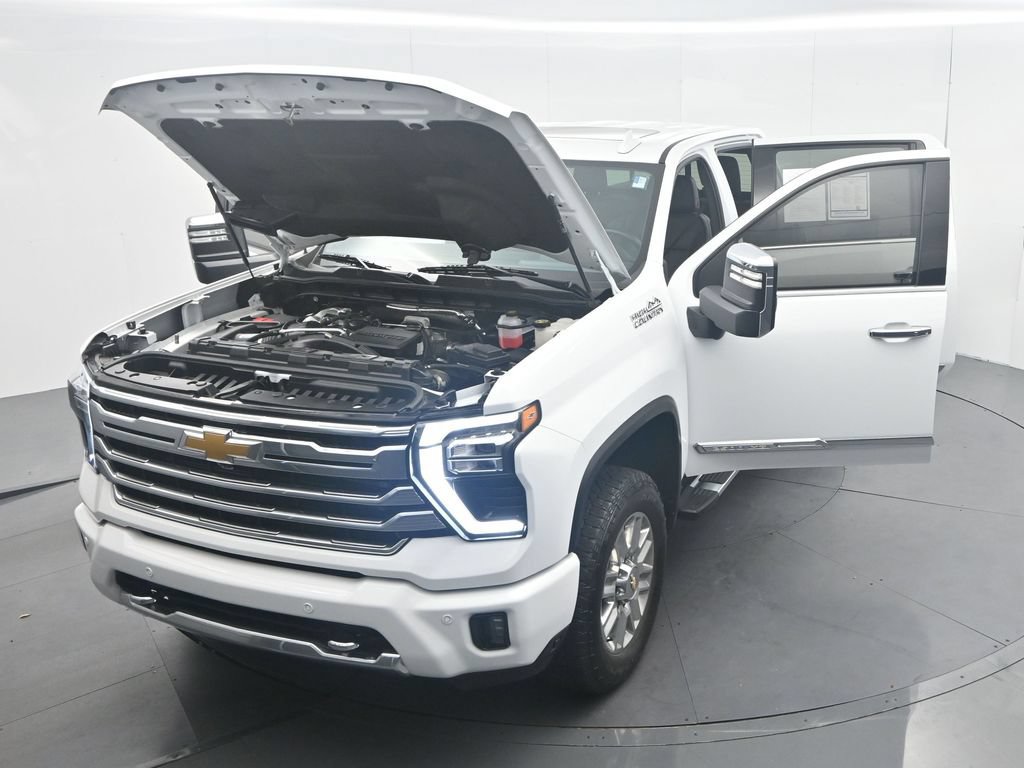Used 2024 Chevrolet Silverado 2500 High Country w/ High Country Premium Package AWD/4WD image 49