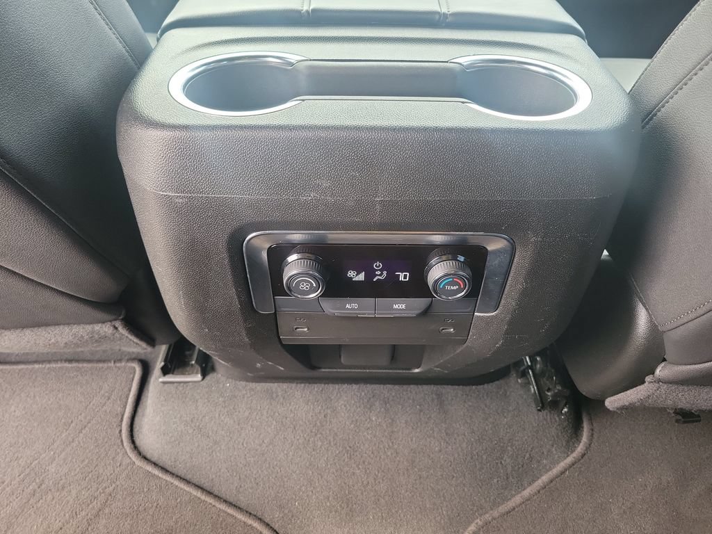 Used 2025 Chevrolet Tahoe LT RWD image 20