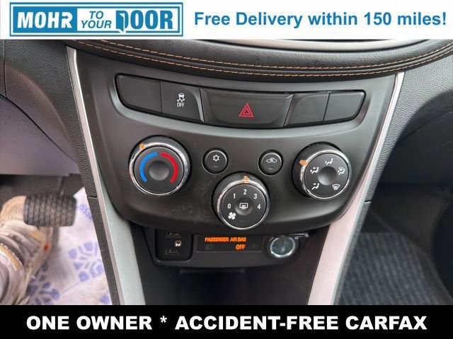 Used 2022 Chevrolet Trax LT w/ LT Convenience Package image 21