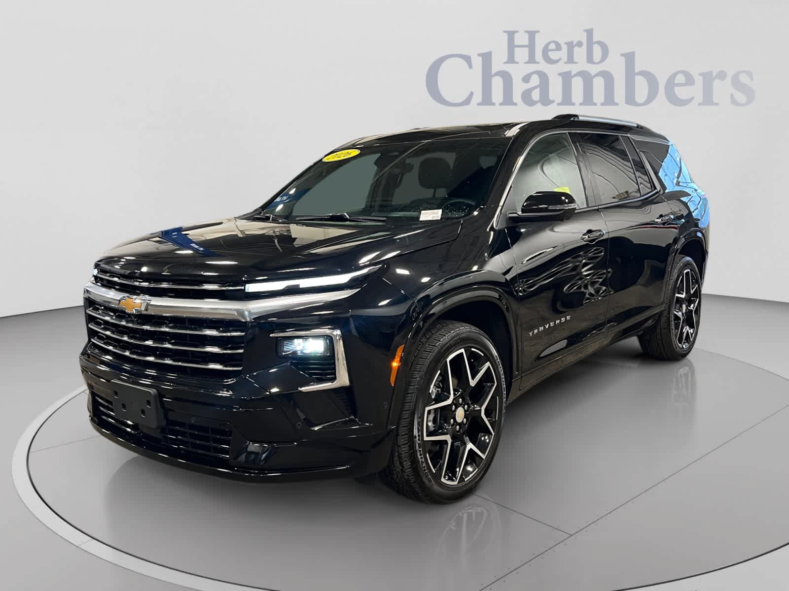 Used 2026 Chevrolet Traverse High Country w/ LPO, Floor Liner Package AWD/4WD image 4