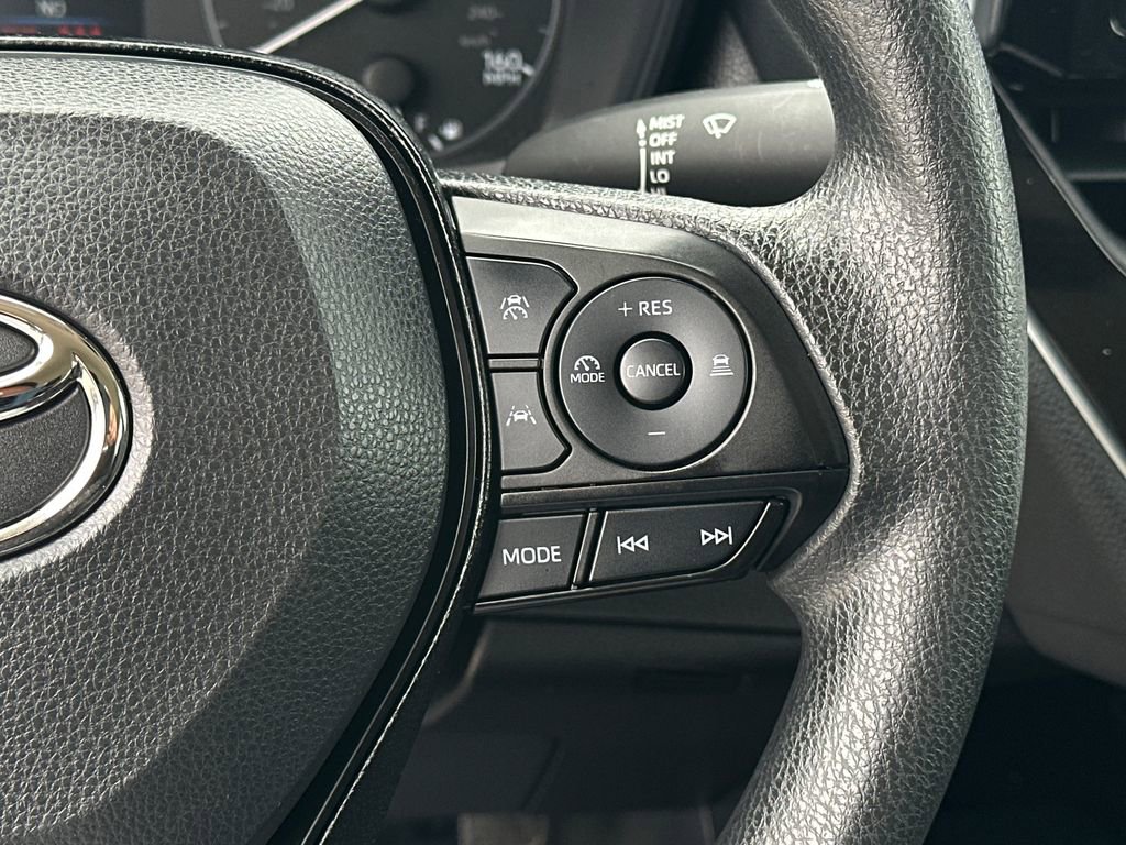 Used 2025 Toyota Corolla LE w/ LE Premium Package image 24