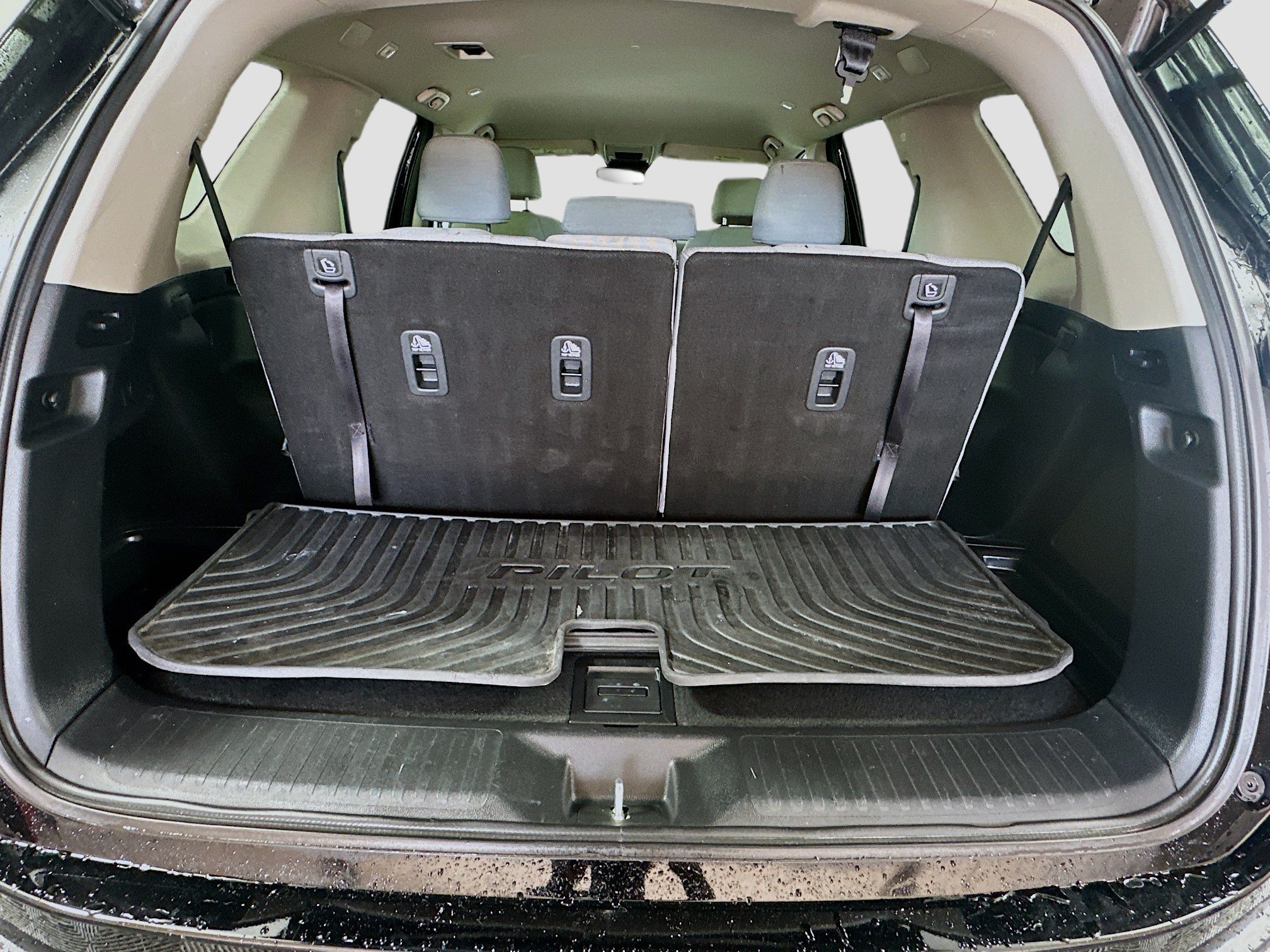 Used 2023 Honda Pilot LX image 23
