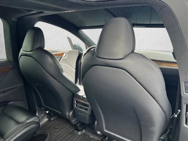Used 2020 Tesla Model X Long Range image 19