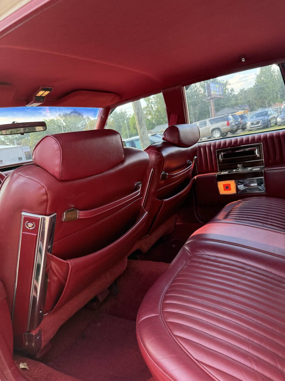 Used 1989 Cadillac Brougham image 21
