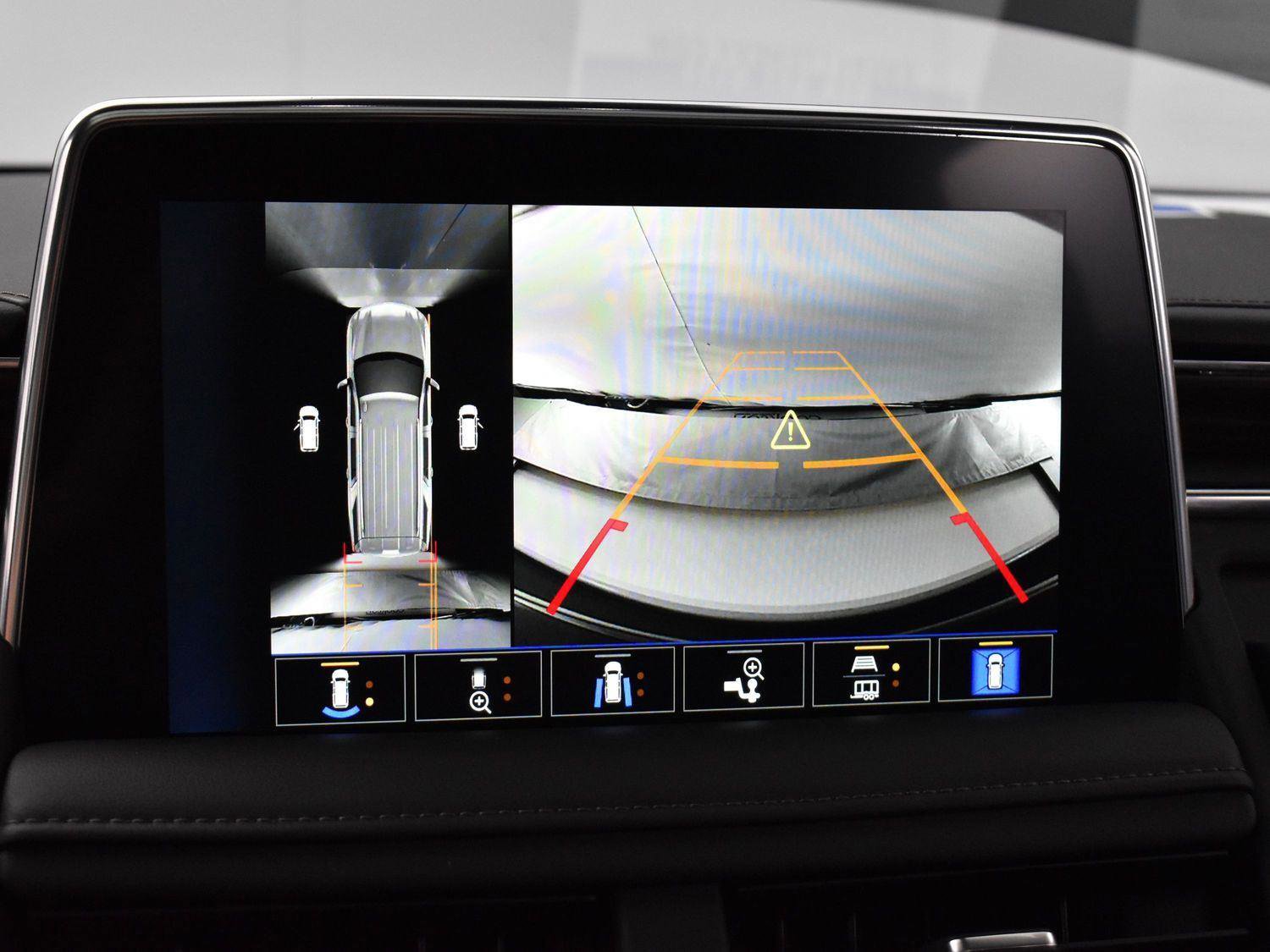 Used 2023 Chevrolet Tahoe High Country w/ Premium Package 2 image 25