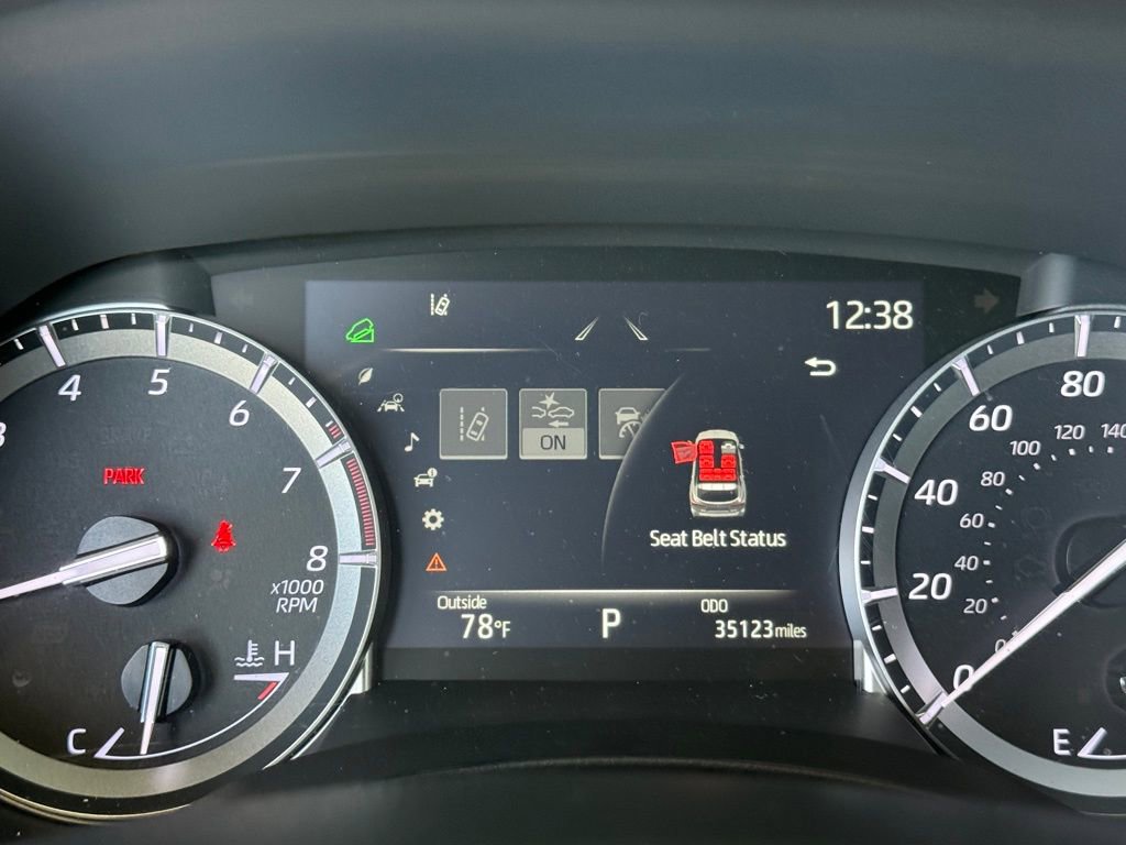 Used 2022 Toyota Highlander Platinum image 28