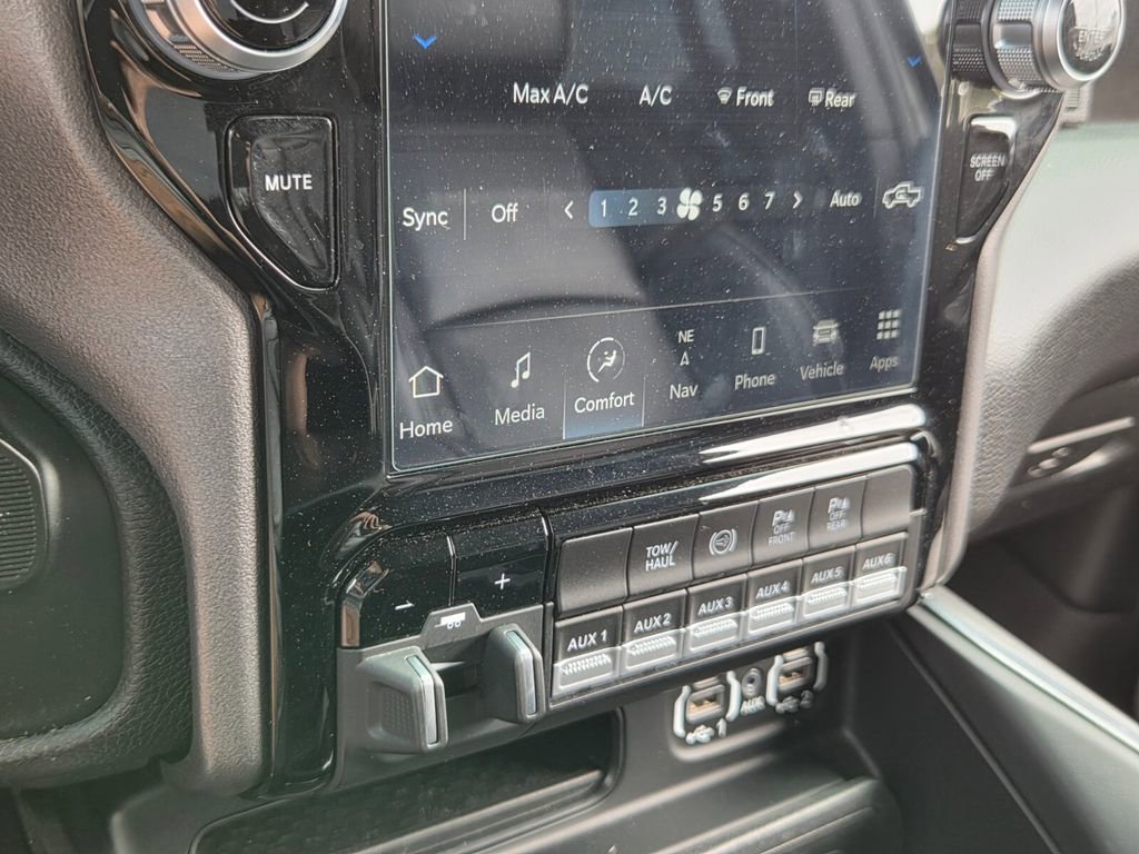 Used 2022 RAM 2500 Laramie image 17