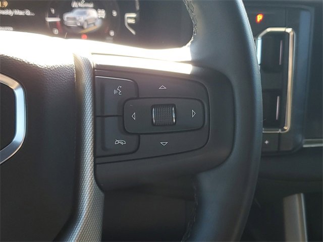 Used 2024 GMC Yukon XL Denali image 13