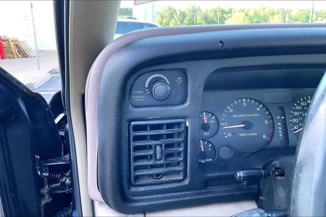 Used 1995 Dodge Ram 1500 Truck 2WD Regular Cab image 30