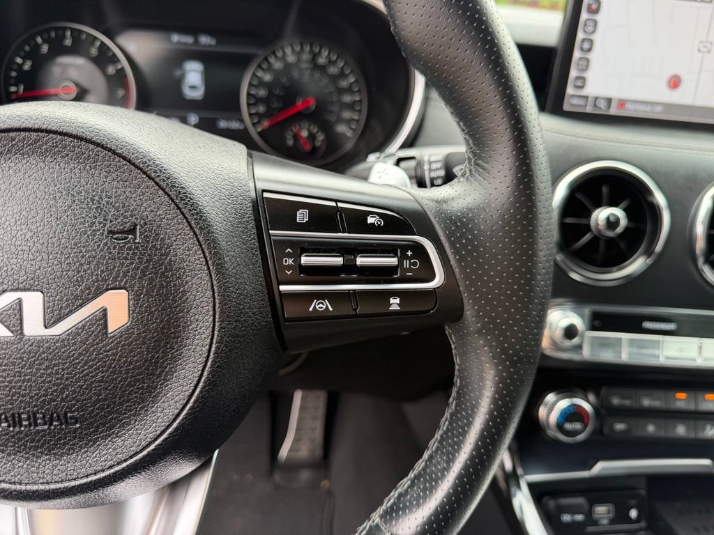 Used 2023 Kia Stinger GT2 AWD/4WD image 18