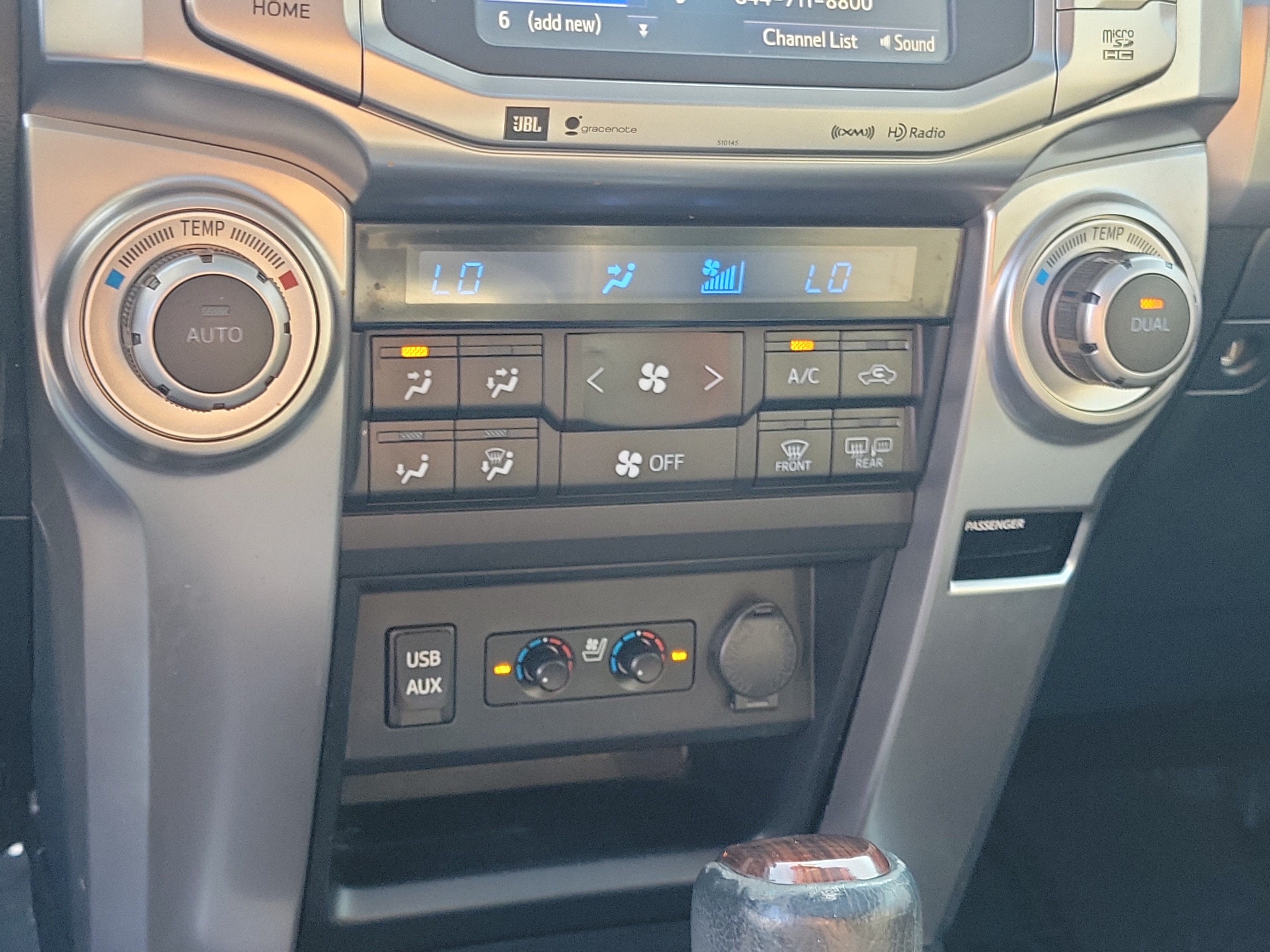 Used 2018 Toyota 4Runner Limited AWD/4WD image 27