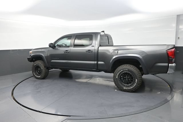 Used 2019 Toyota Tacoma SR5 AWD/4WD image 53