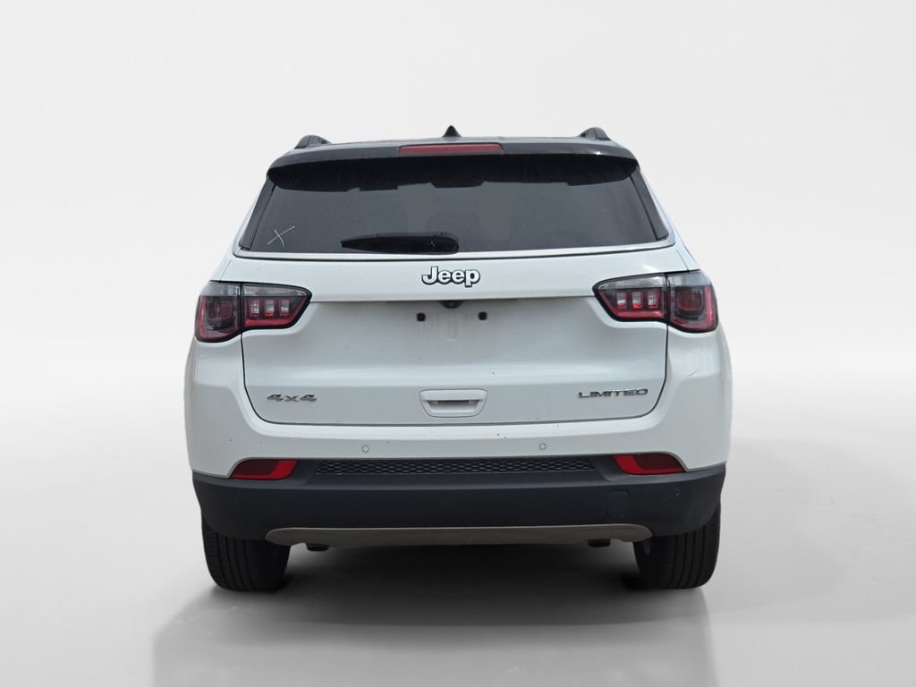 Used 2024 Jeep Compass Limited AWD/4WD image 4