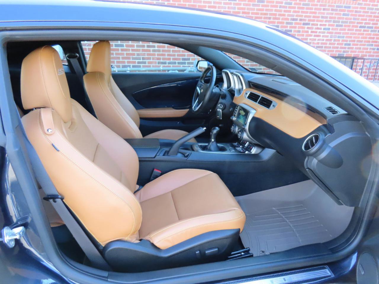 Used 2013 Chevrolet Camaro SS w/ Dusk Special Edition RWD image 34