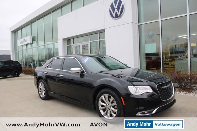 Used 2016 Chrysler 300 C image 1