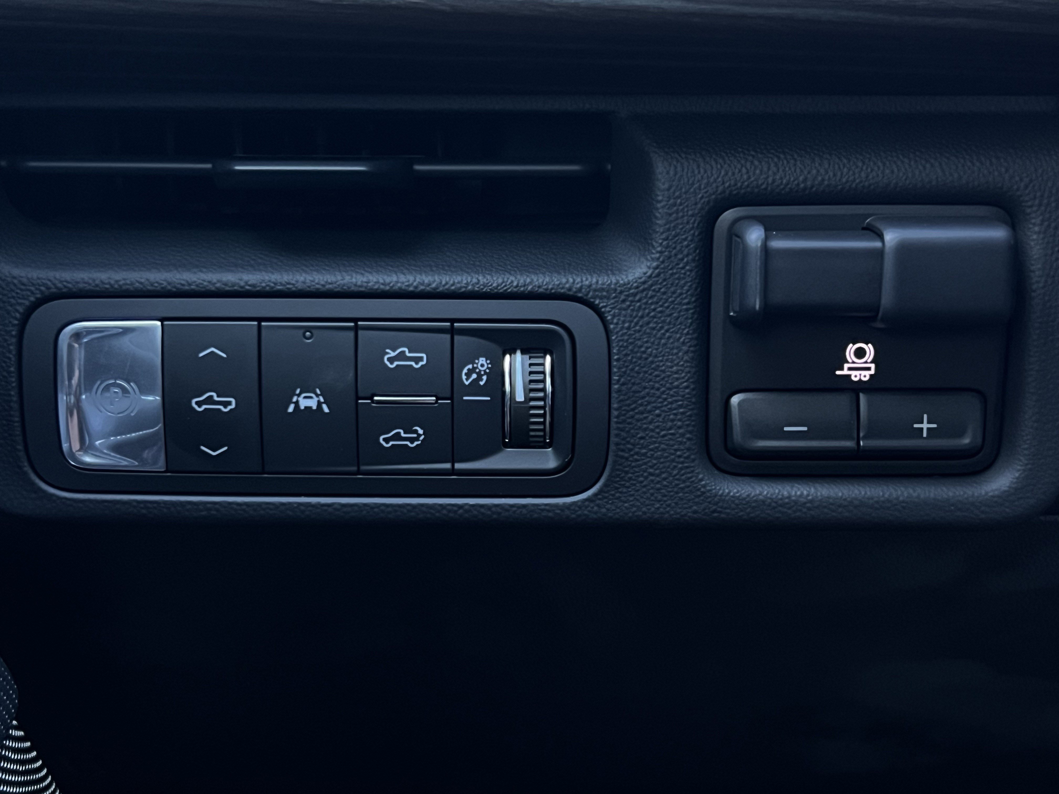 New 2025 GMC Sierra EV Denali image 15