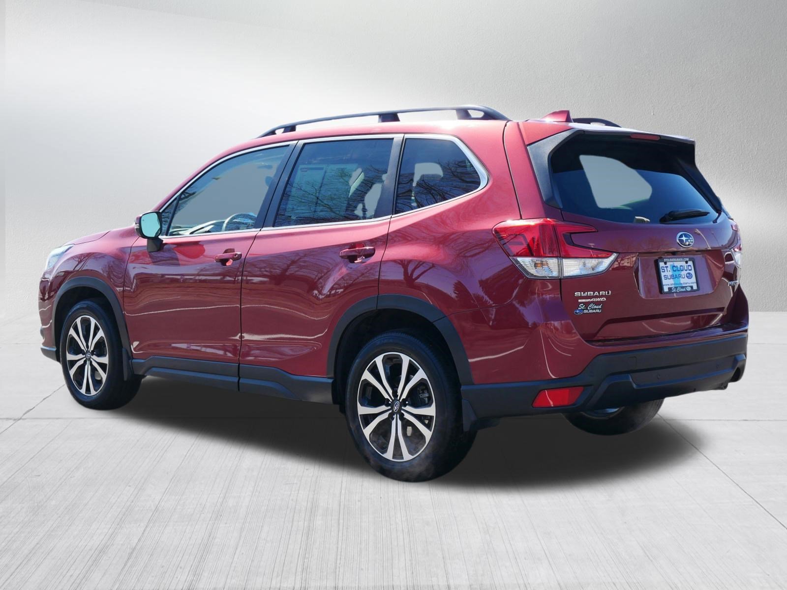 Used 2022 Subaru Forester Limited image 5