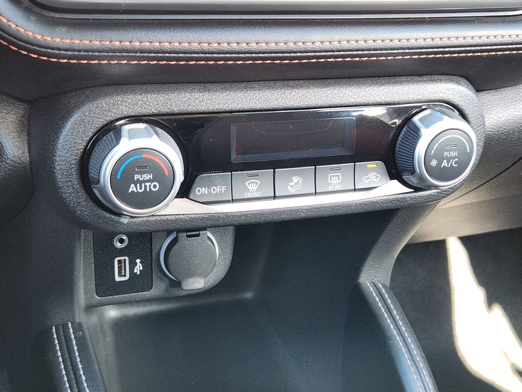 Used 2020 Nissan Kicks SR w/ Exterior Package image 25