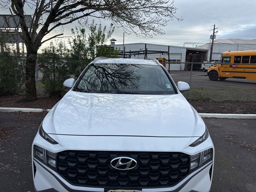Used 2023 Hyundai Santa Fe SEL image 2