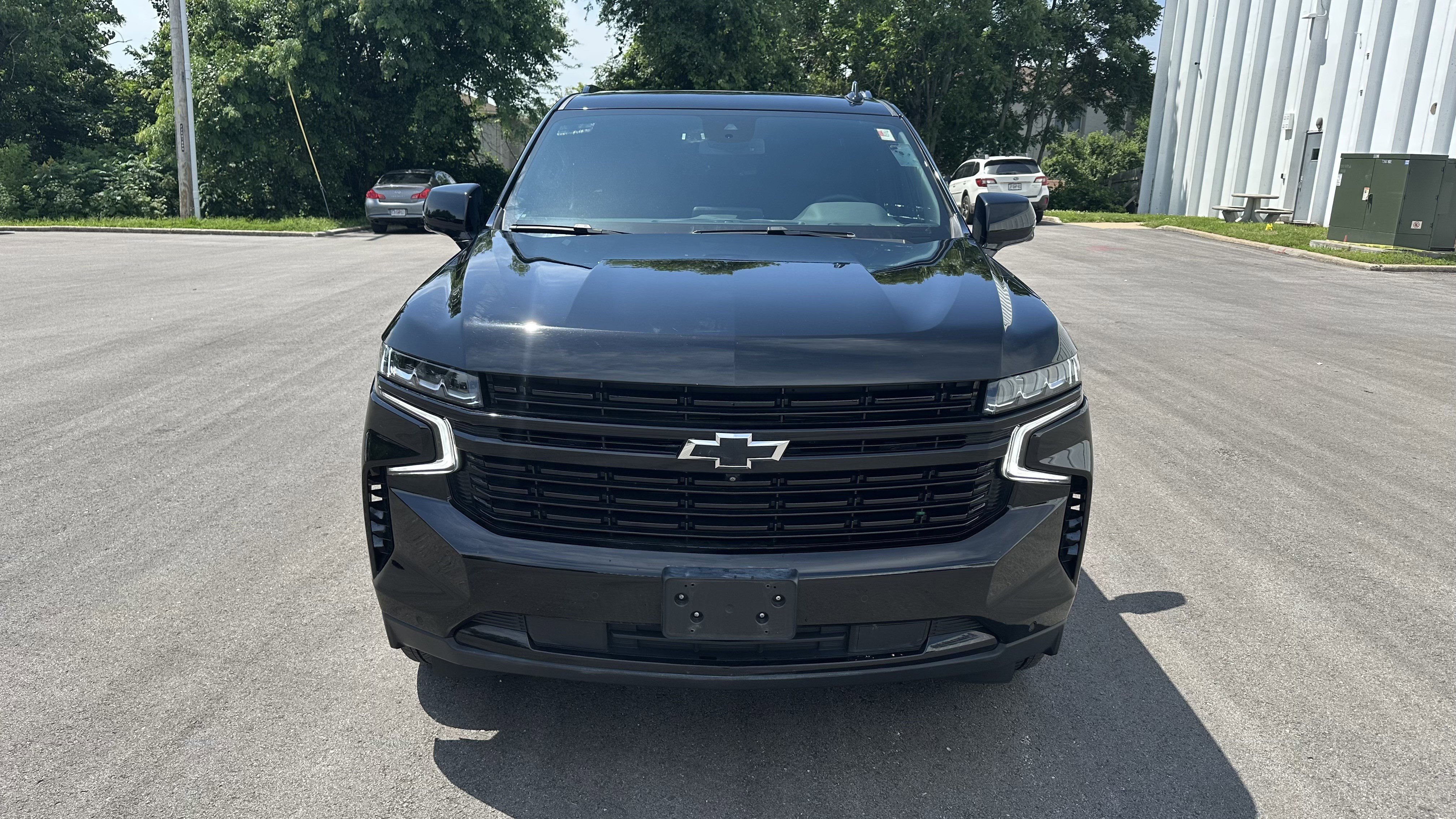 Used 2023 Chevrolet Tahoe RST w/ Luxury Package AWD/4WD image 3