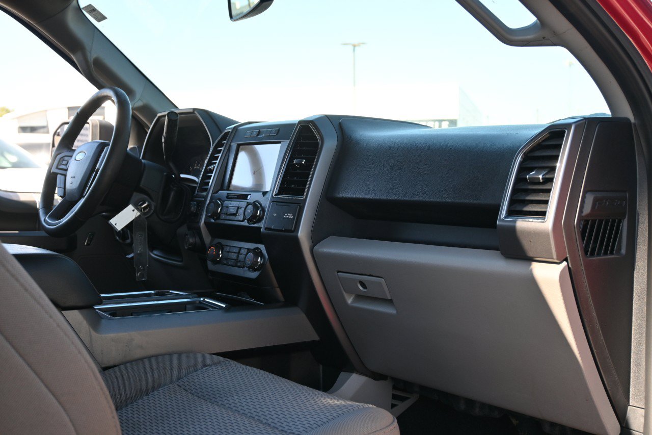 Used 2020 Ford F150 XLT w/ Equipment Group 302A Luxury AWD/4WD image 24