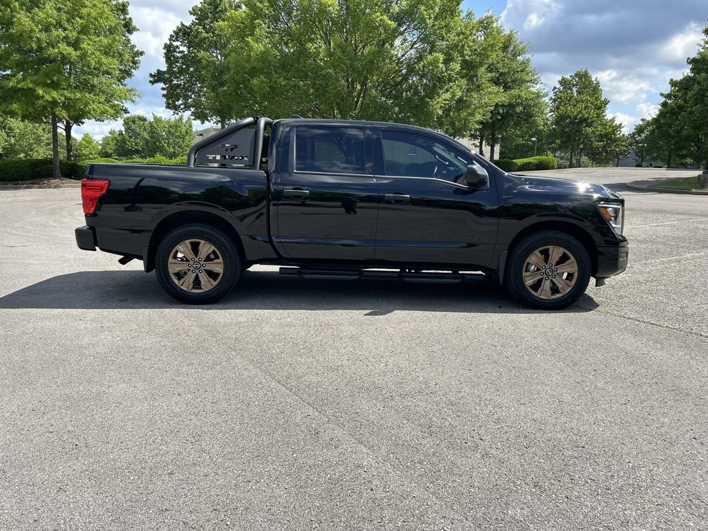 Certified 2024 Nissan Titan SV w/ SV Bronze Edition Package RWD image 8