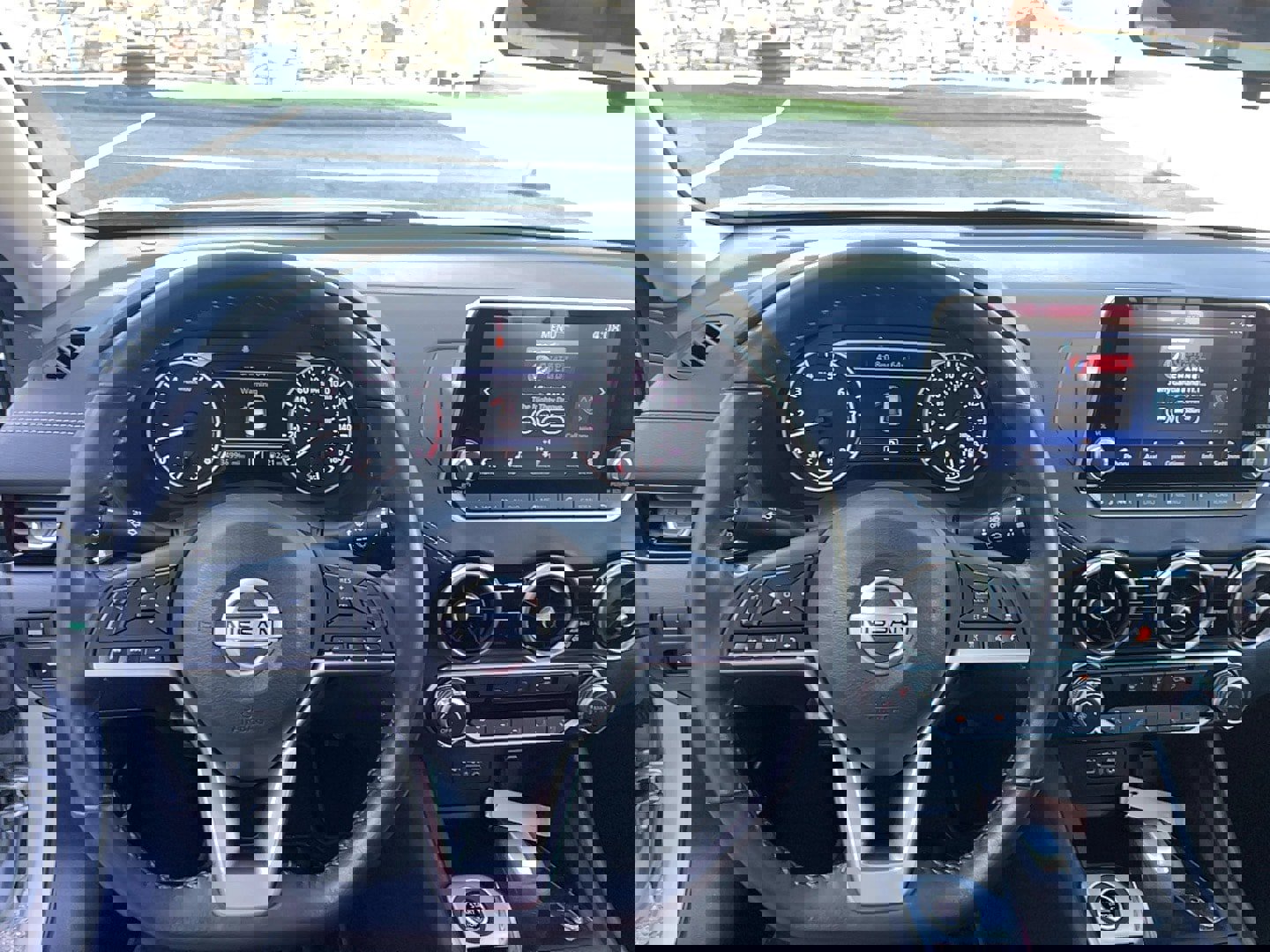 Used 2022 Nissan Sentra SV image 12