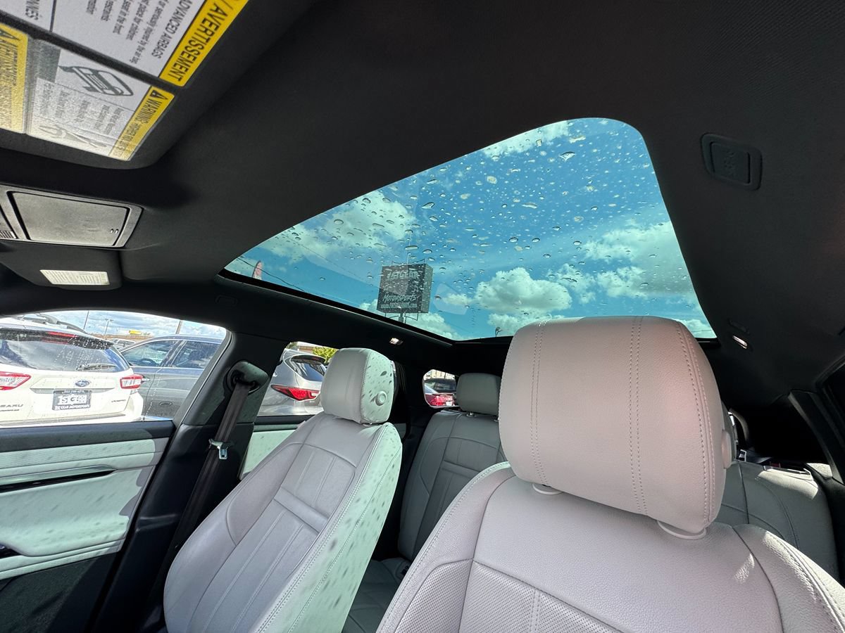 Used 2020 Land Rover Range Rover Evoque S AWD/4WD image 16