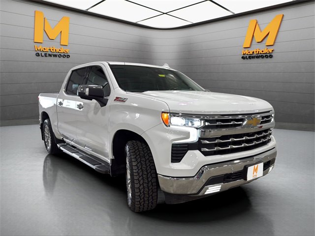 Used 2022 Chevrolet Silverado 1500 LTZ w/ Z71 Off-Road Package image 3