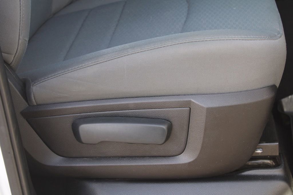 Used 2016 RAM 1500 Classic SLT image 19