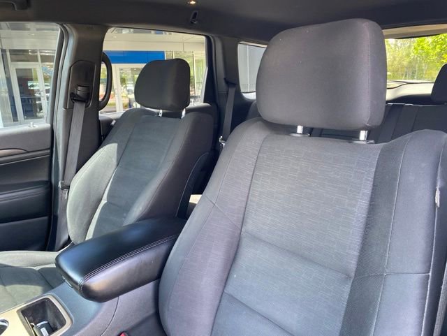 Used 2016 Jeep Grand Cherokee Laredo w/ Quick Order Package 23E AWD/4WD image 14