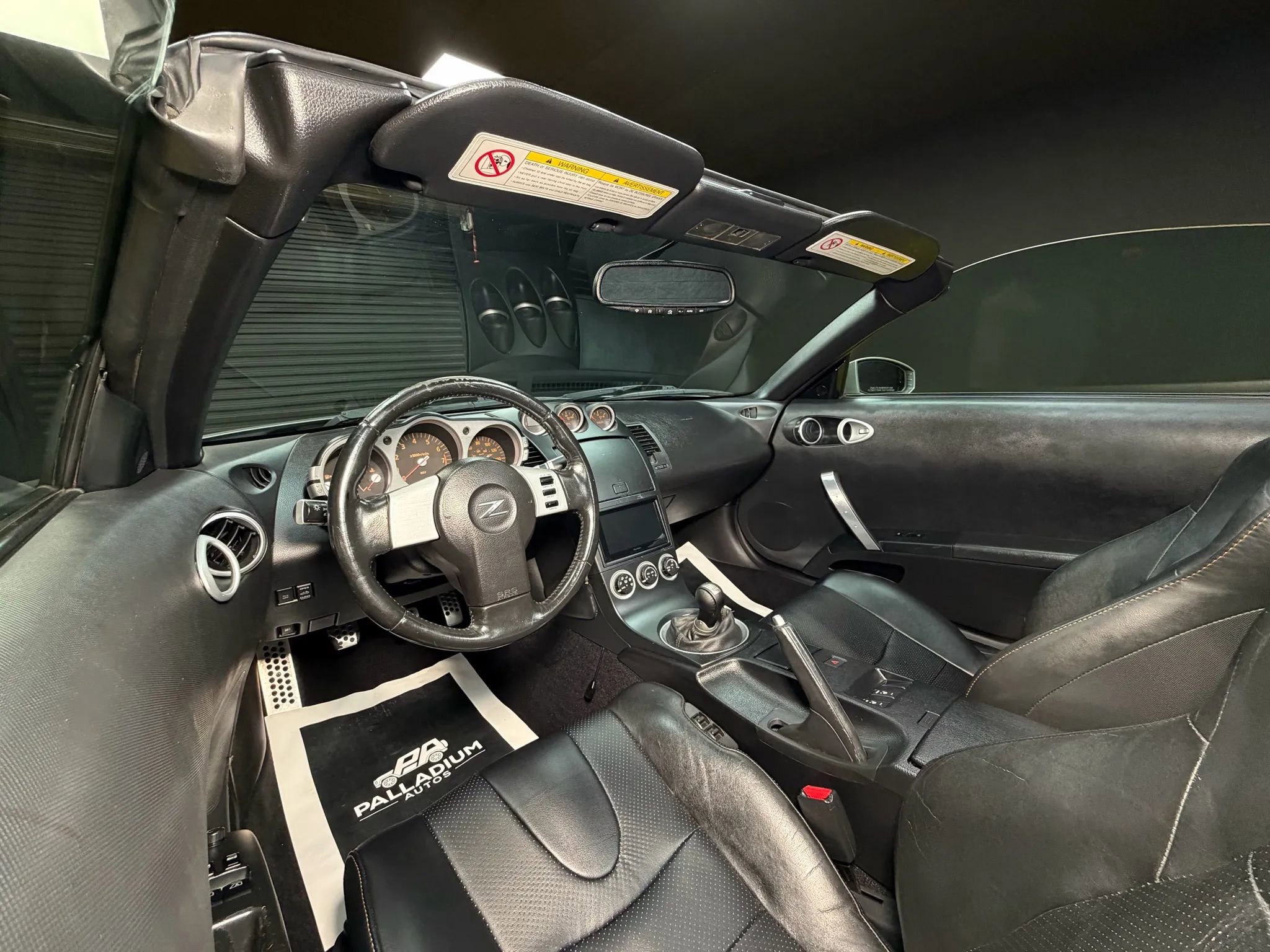 Used 2004 Nissan 350Z Touring image 16