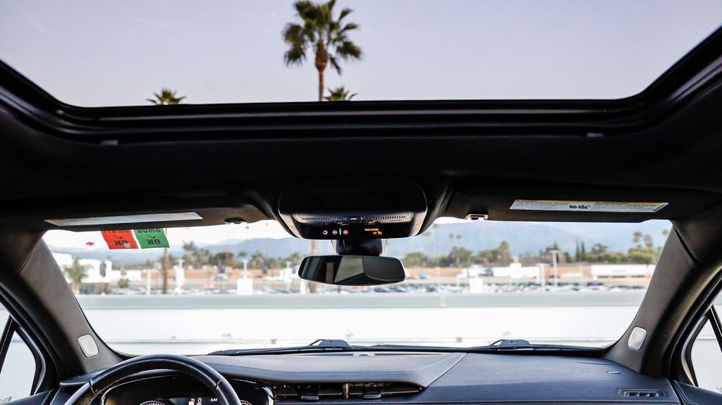 Used 2024 Cadillac XT5 Premium Luxury image 19