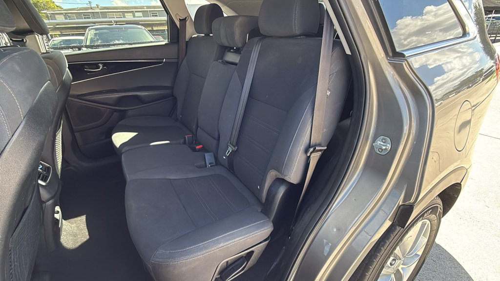 Used 2016 Kia Sorento LX w/ LX Convenience Package AWD/4WD image 25