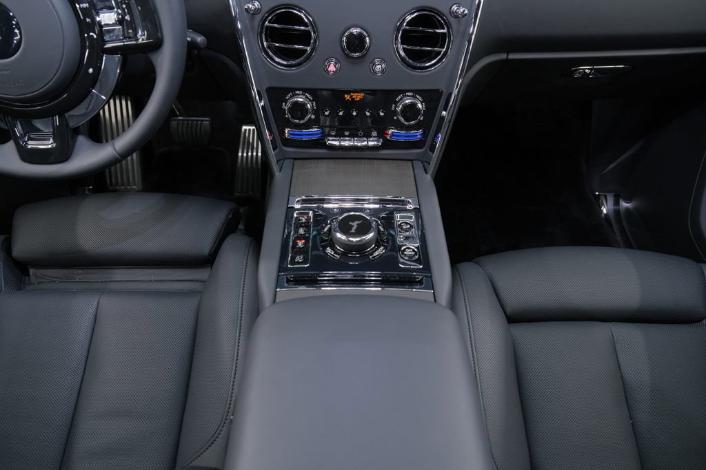 Used 2026 Rolls-Royce Cullinan image 70