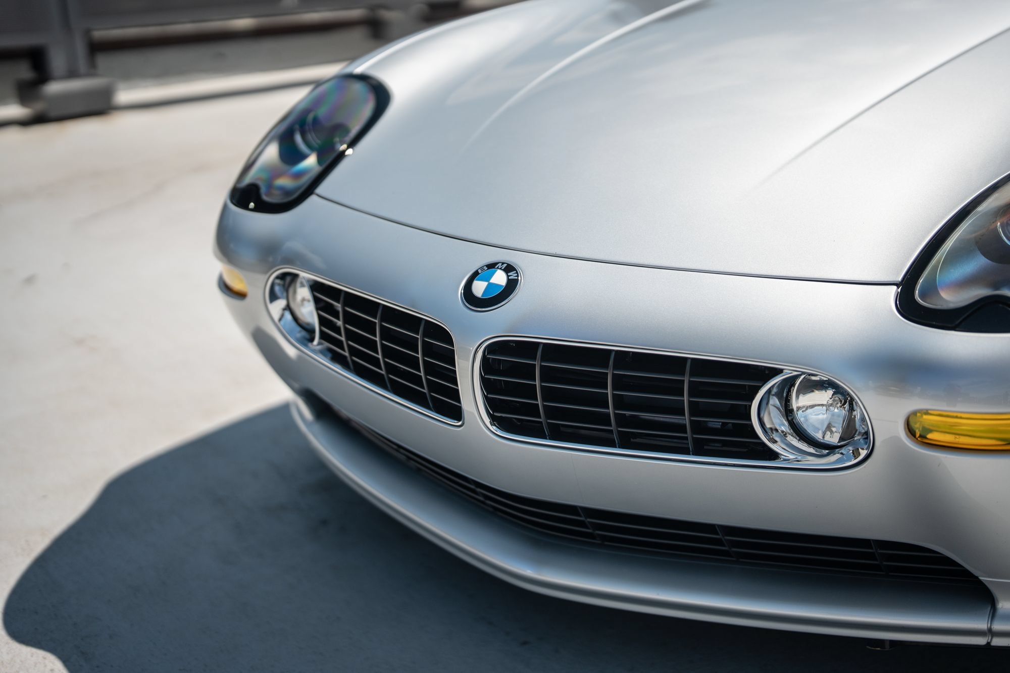 Used 2003 BMW Z8 RWD image 7