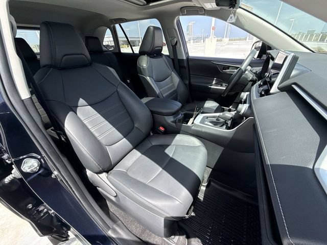 Used 2023 Toyota RAV4 XLE Premium FWD image 26