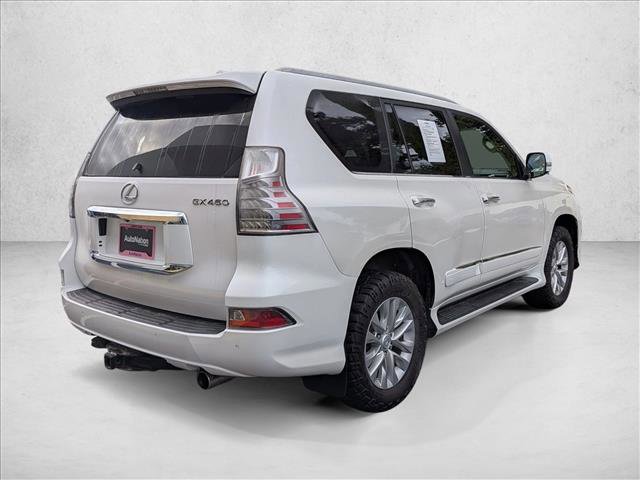 Used 2017 Lexus GX 460 Premium w/ Premium Package image 5