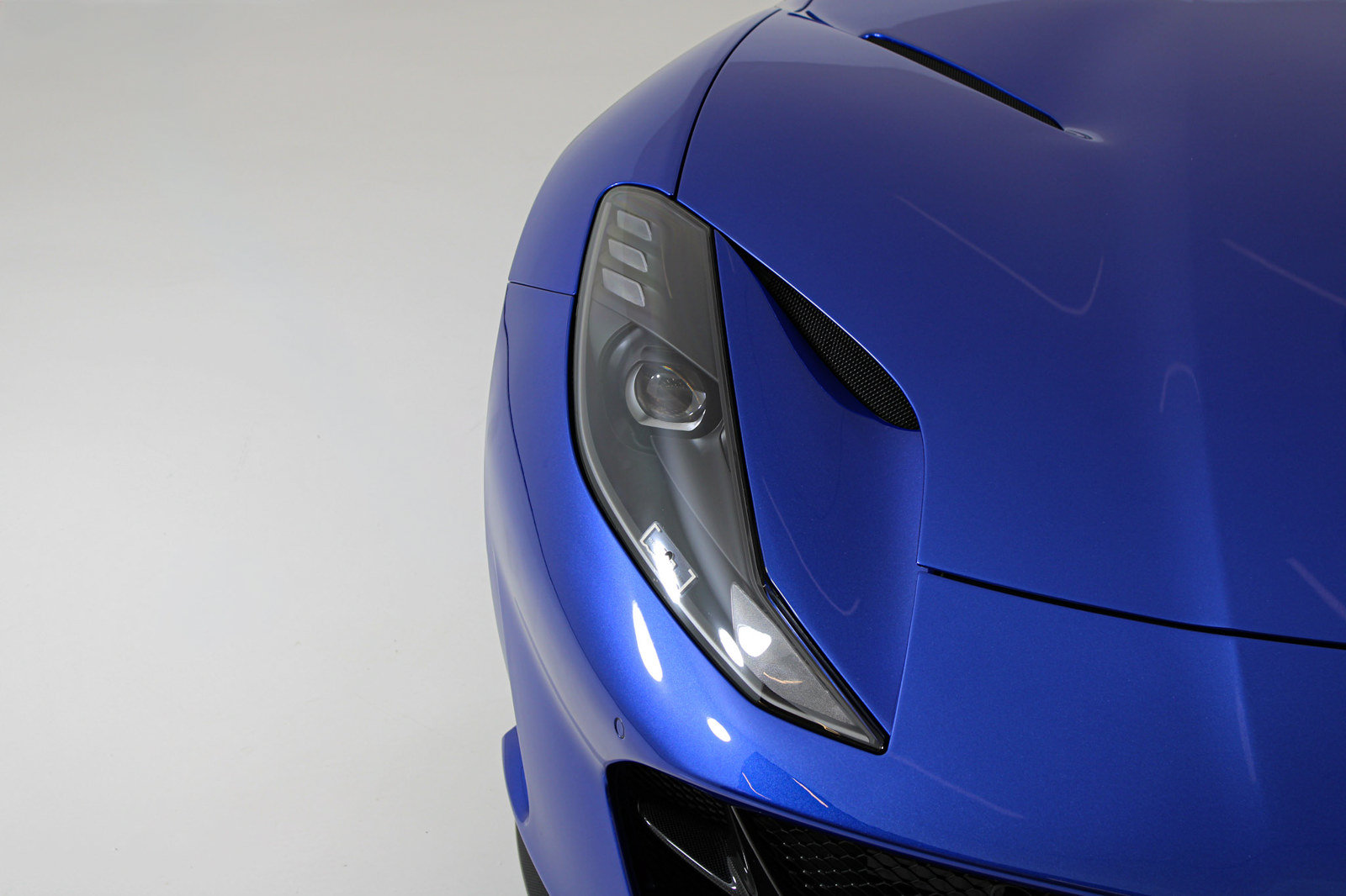 Certified 2022 Ferrari 812 GTS RWD image 50