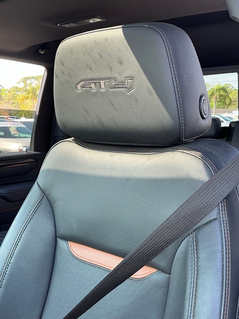 Used 2025 GMC Sierra 2500 AT4 w/ AT4 Premium Plus Package image 30