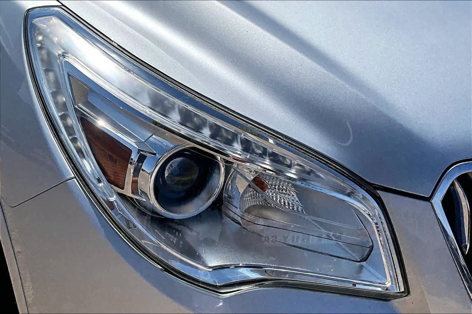 Used 2017 Buick Enclave Premium FWD image 34